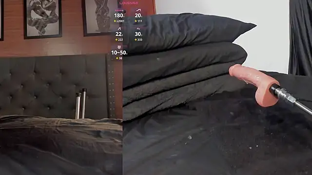 DylanWolf98 online show from April 13, 2026, 9:52 pm