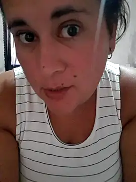 Snapshot of Clara_Arg chatting on February 2, 2026, 10:42 pm Clara Arg online show from February 2, 2026, 10:42 pm