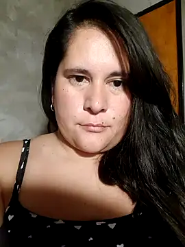 Snapshot of Clara_Arg chatting on January 8, 2026, 2:06 am Clara Arg online show from January 8, 2026, 2:06 am