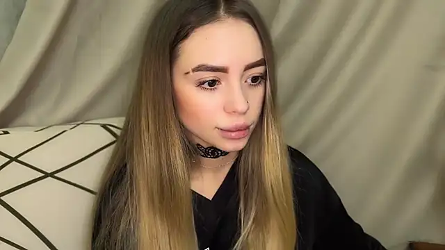 stellarblush online show from November 9, 2025, 8:57 pm