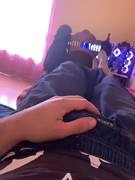 Snapshot of Unique-Man chatting on November 24, 2025, 11:54 am Unique-Man online show from November 24, 2025, 11:54 am