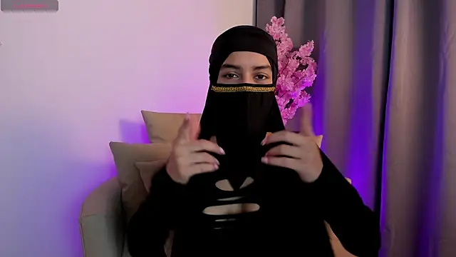 Snapshot of shaima__ chatting on April 1, 2026, 10:50 pm shaima online show from April 1, 2026, 10:50 pm