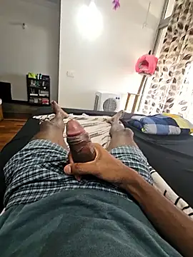 16Hose online show from April 2, 2026, 9:38 am