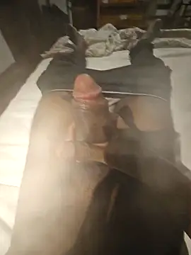 Snapshot of 16Hose chatting on December 18, 2025, 5:50 pm 16Hose online show from December 18, 2025, 5:50 pm