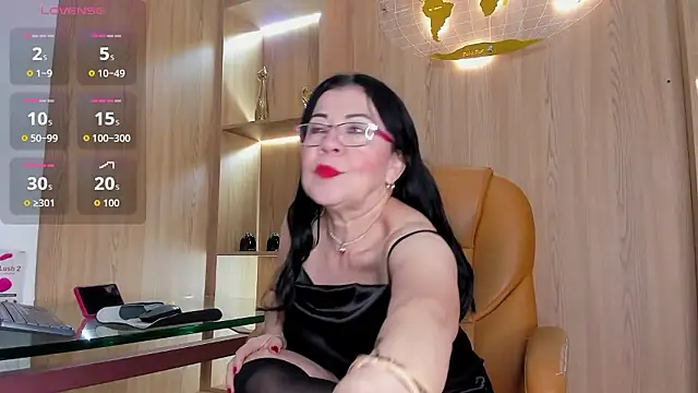 Snapshot of laliItaclark chatting on January 10, 2026, 12:44 pm laliItaclark online show from January 10, 2026, 12:44 pm