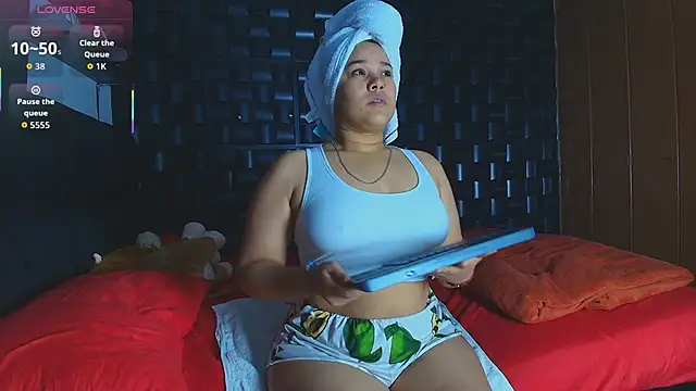 Snapshot of Kesha_rosse_ chatting on February 2, 2026, 6:01 am Kesha rosse online show from February 2, 2026, 6:01 am