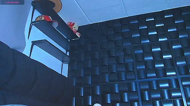 Snapshot of Kesha_rosse_ chatting on January 7, 2026, 7:46 am Kesha rosse online show from January 7, 2026, 7:46 am