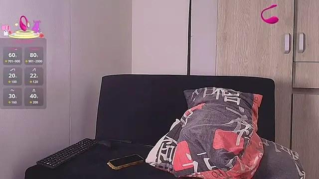 Kesha rosse  online show from March 26, 2026, 5:39 am