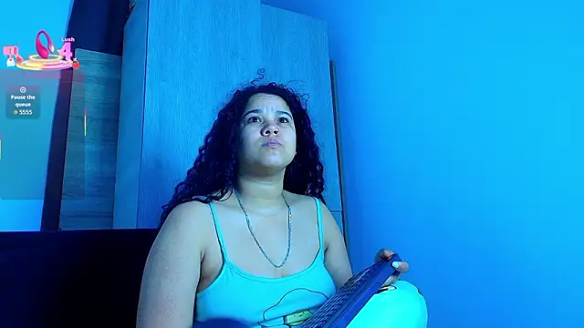 Snapshot of Kesha_rosse_ chatting on February 21, 2026, 5:20 am Kesha rosse online show from February 21, 2026, 5:20 am