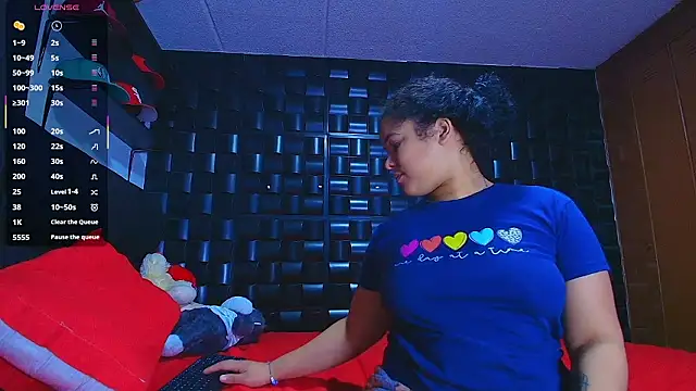 Snapshot of Kesha_rosse_ chatting on February 7, 2026, 5:26 am Kesha rosse online show from February 7, 2026, 5:26 am