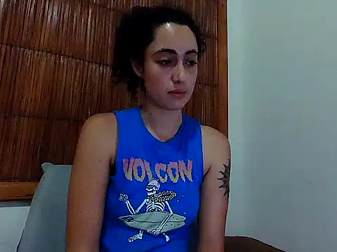 Snapshot of eleganceafterdark chatting on November 4, 2025, 4:27 am eleganceafterdark online show from November 4, 2025, 4:27 am