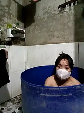 Phoena-a online show from February 16, 2026, 12:04 pm