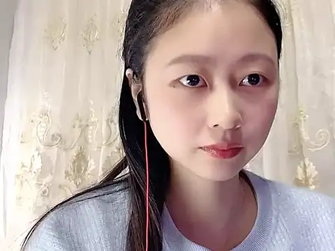 Snapshot of nuannuan35593 chatting on November 2, 2025, 11:37 am nuannuan35593 online show from November 2, 2025, 11:37 am