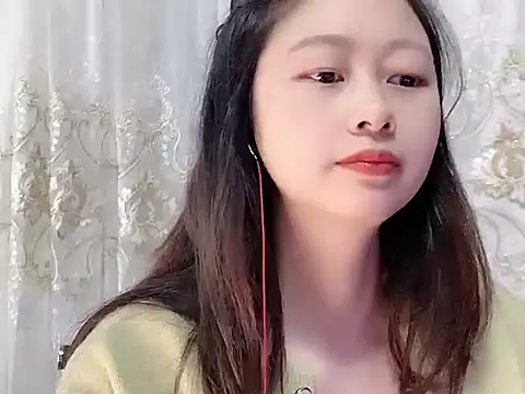 Snapshot of nuannuan35593 chatting on November 3, 2025, 12:31 pm nuannuan35593 online show from November 3, 2025, 12:31 pm