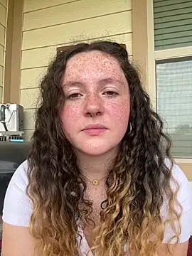 sugasunny04 online show from February 25, 2026, 7:47 pm