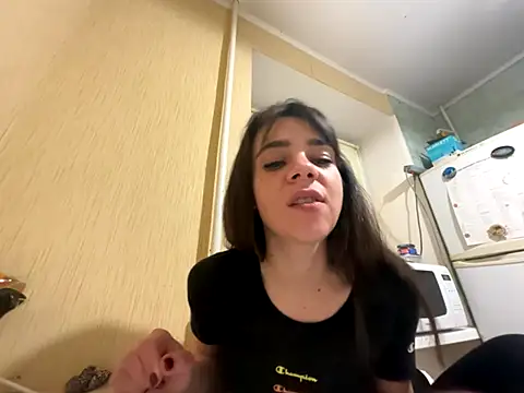 TinaLoverxq online show from October 28, 2025, 8:30 pm