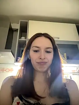 AmberlyCarr online show from November 14, 2025, 4:10 pm