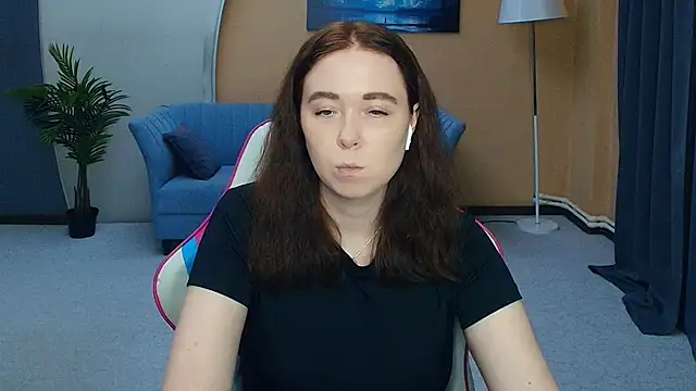 Snapshot of AddieOsler chatting on May 13, 2026, 7:43 pm AddieOsler online show from May 13, 2026, 7:43 pm