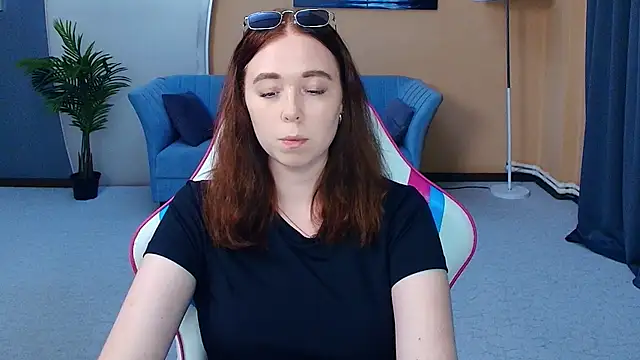 Snapshot of AddieOsler chatting on May 18, 2026, 7:51 pm AddieOsler online show from May 18, 2026, 7:51 pm