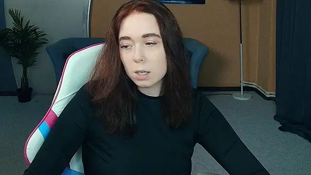 Snapshot of AddieOsler chatting on May 9, 2026, 8:01 pm AddieOsler online show from May 9, 2026, 8:01 pm