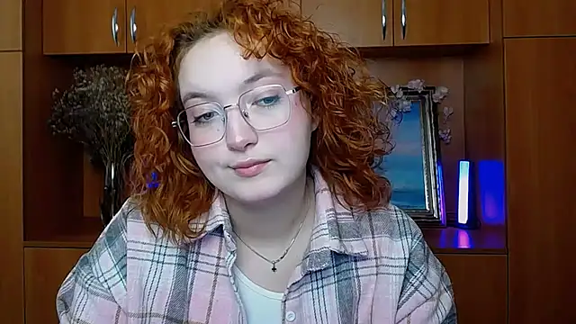 MissAriaa online show from March 13, 2026, 12:43 pm