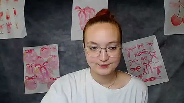 Snapshot of MissAriaa chatting on June 3, 2026, 11:55 am MissAriaa online show from June 3, 2026, 11:55 am