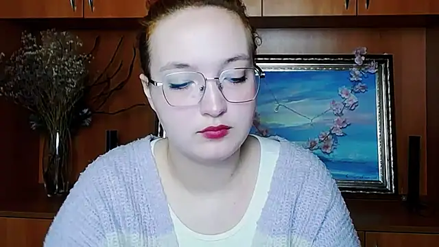 Snapshot of MissAriaa chatting on April 20, 2026, 6:16 am MissAriaa online show from April 20, 2026, 6:16 am
