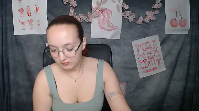 Snapshot of MissAriaa chatting on June 15, 2026, 5:51 am MissAriaa online show from June 15, 2026, 5:51 am