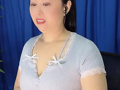 yaoyao22678 online show from January 6, 2026, 2:15 am