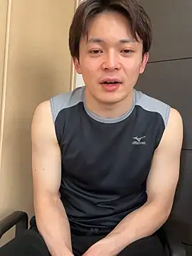 Snapshot of miyabi_yabi chatting on April 18, 2026, 4:37 am miyabi yabi online show from April 18, 2026, 4:37 am
