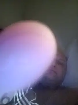 Snapshot of kencoo19 chatting on November 8, 2025, 8:23 pm kencoo19 online show from November 8, 2025, 8:23 pm