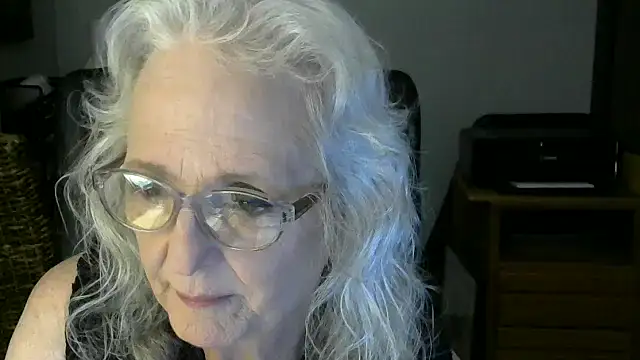 Snapshot of JoleneDelacroix chatting on November 15, 2025, 4:33 pm JoleneDelacroix online show from November 15, 2025, 4:33 pm