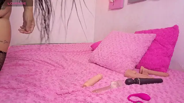 GiannaRoberts online show from February 27, 2026, 5:57 pm