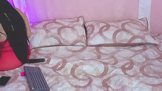 GiannaRoberts online show from February 10, 2026, 2:05 pm