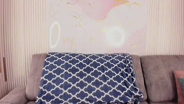 Snapshot of NhoanBrunette chatting on March 3, 2026, 1:40 pm NhoanBrunette online show from March 3, 2026, 1:40 pm