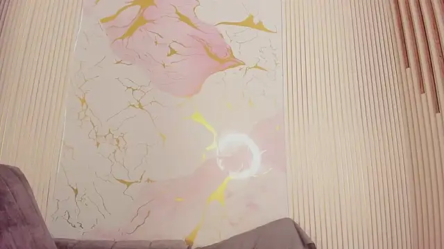 Snapshot of NhoanBrunette chatting on April 16, 2026, 2:29 pm NhoanBrunette online show from April 16, 2026, 2:29 pm