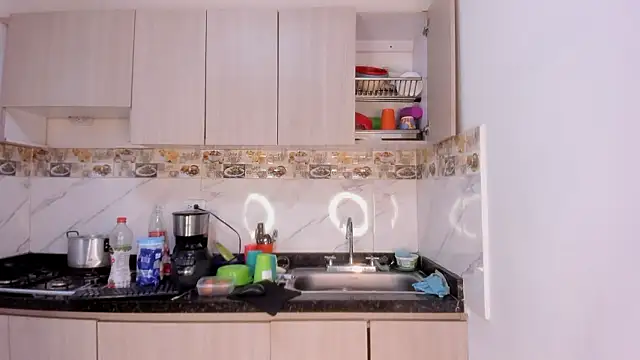 Snapshot of NhoanBrunette chatting on March 6, 2026, 1:39 pm NhoanBrunette online show from March 6, 2026, 1:39 pm