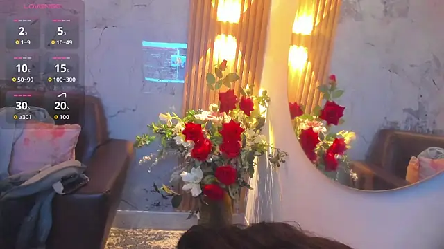 Snapshot of Nayla_Monroee chatting on November 6, 2025, 2:21 pm Nayla Monroee online show from November 6, 2025, 2:21 pm