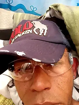 Snapshot of orlexdorlan chatting on December 18, 2025, 1:26 pm orlexdorlan online show from December 18, 2025, 1:26 pm