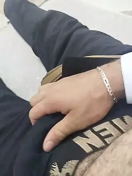 Jervaz online show from December 1, 2025, 4:24 am