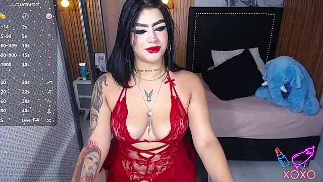 Snapshot of ZALLYWESTER chatting on November 6, 2025, 8:35 pm ZALLYWESTER online show from November 6, 2025, 8:35 pm