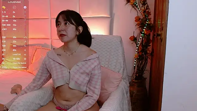 AbigailLady  online show from November 28, 2025, 12:05 pm