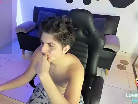 Snapshot of atilaepic chatting on April 11, 2026, 11:14 am atilaepic online show from April 11, 2026, 11:14 am