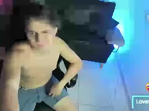 Snapshot of atilaepic chatting on February 20, 2026, 11:12 am atilaepic online show from February 20, 2026, 11:12 am