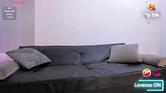 Snapshot of atilaepic chatting on January 19, 2026, 10:19 am atilaepic online show from January 19, 2026, 10:19 am