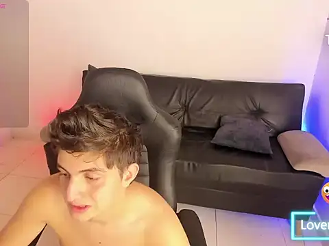 Snapshot of atilaepic chatting on March 19, 2026, 10:37 am atilaepic online show from March 19, 2026, 10:37 am