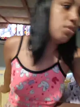 Snapshot of aleexacandy chatting on July 5, 2026, 8:15 pm aleexacandy online show from July 5, 2026, 8:15 pm