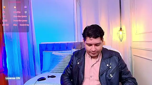 Snapshot of MasonHeat chatting on November 9, 2025, 2:26 am MasonHeat online show from November 9, 2025, 2:26 am