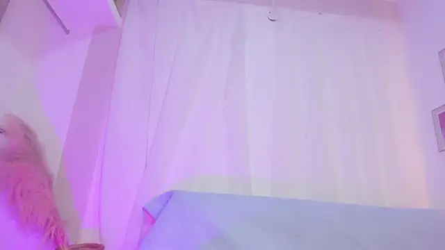 Sweetiee Aurora online show from October 27, 2025, 8:21 pm