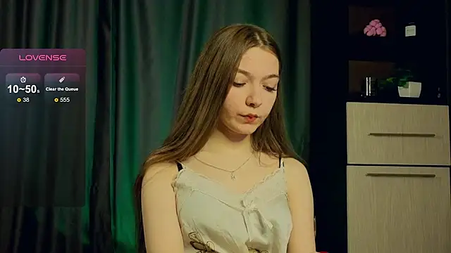 miragge  online show from January 12, 2026, 2:51 am